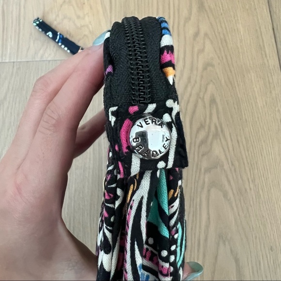 Vera Bradley zip wallet wristlet bandana swirl black floral paisley cute - Picture 6 of 8